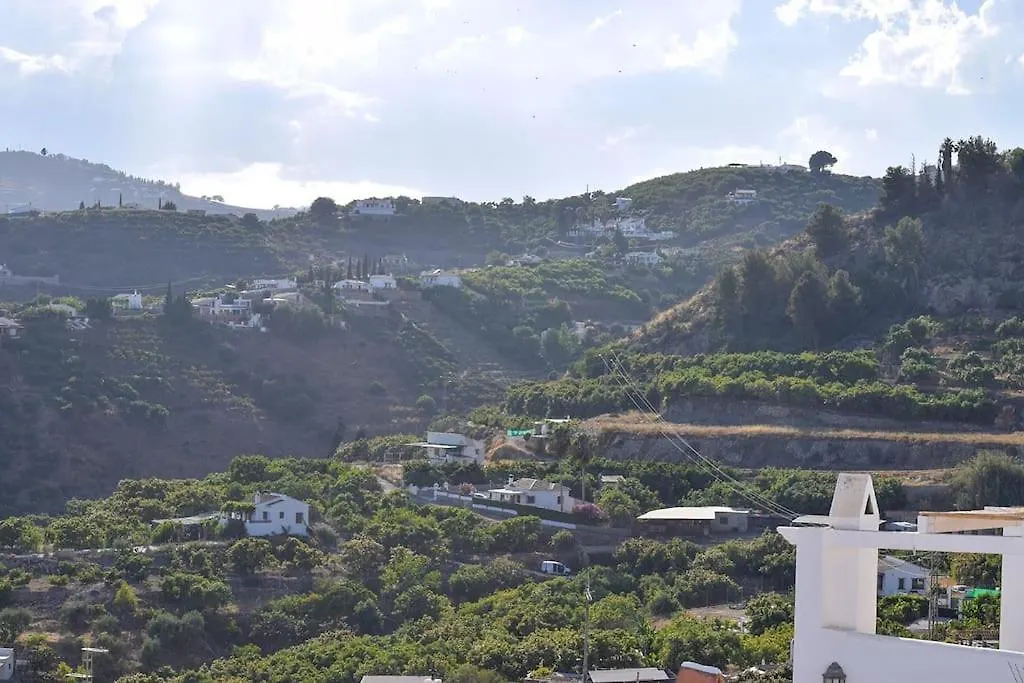 Calle Choruelo 26, Frigiliana Traditional 2 Bedroom Townhouse With Large Roof Terrace And Views Hansonholiday Rentals