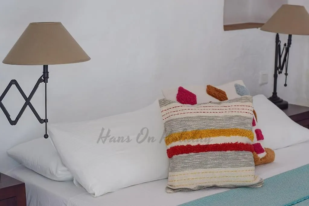 Holiday home Calle Choruelo 26, Frigiliana Traditional 2 Bedroom Townhouse With Large Roof Terrace And Views Hansonholiday Rentals